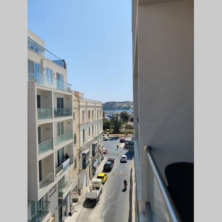 Brand New 3 Bedroom Apartment Close To The Sea Gzira Luaran gambar