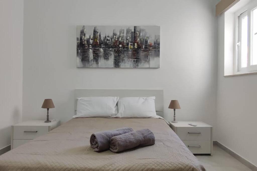Brand New 3 Bedroom Apartment Close To The Sea Gzira Luaran gambar